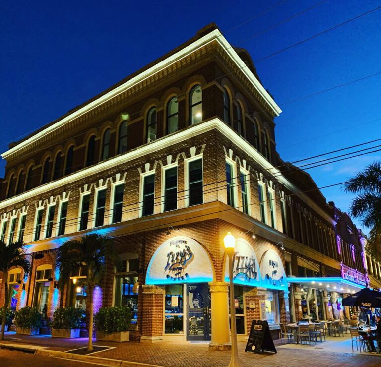 Restaurants Fort Myers River District